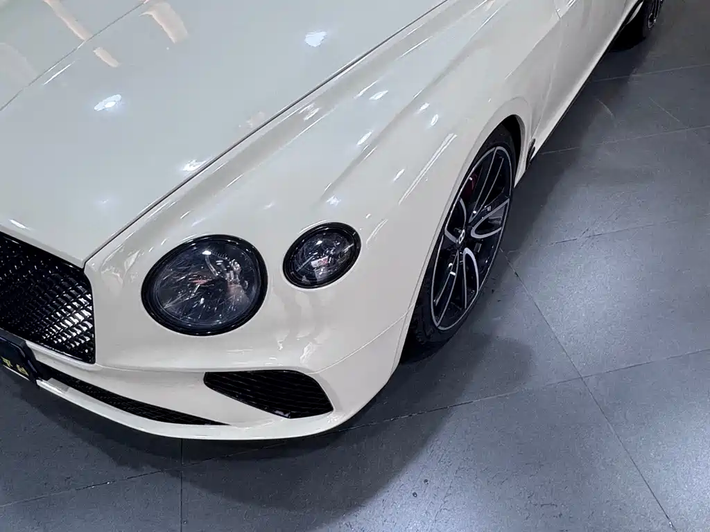 Continental GT 4.0 T GT V8