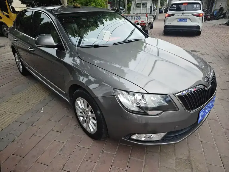 Skoda Superb 1.8 TSI Auto Noble