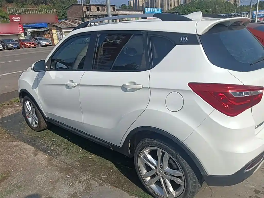 Changan CS35 1.6 L Manual Luxury