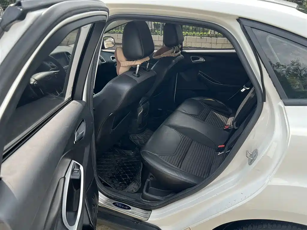 Focus Sedan 1.6 L Auto Style