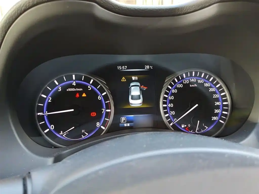 Infiniti Q50 L 2.0 T Comfort
