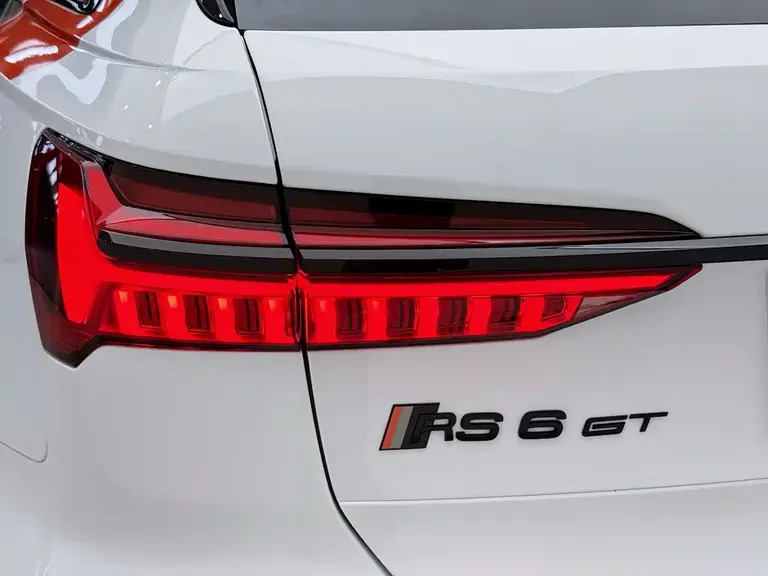 Audi RS 6 奥迪RS 6 2025款 RS 6 Avant GT
