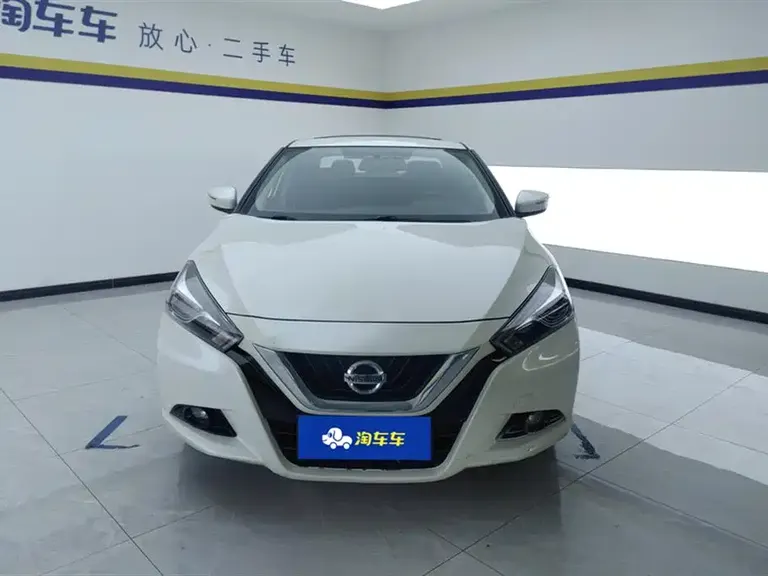 Nissan Lannia 1.6 L CVT Connected Smart Cool CN-VI