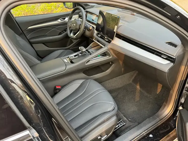 Geely Xingrui Oriental Shine 1.5 TD Swan