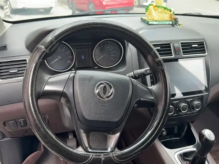 Dongfeng Jingyi X3 1.5 L Manual Comfort