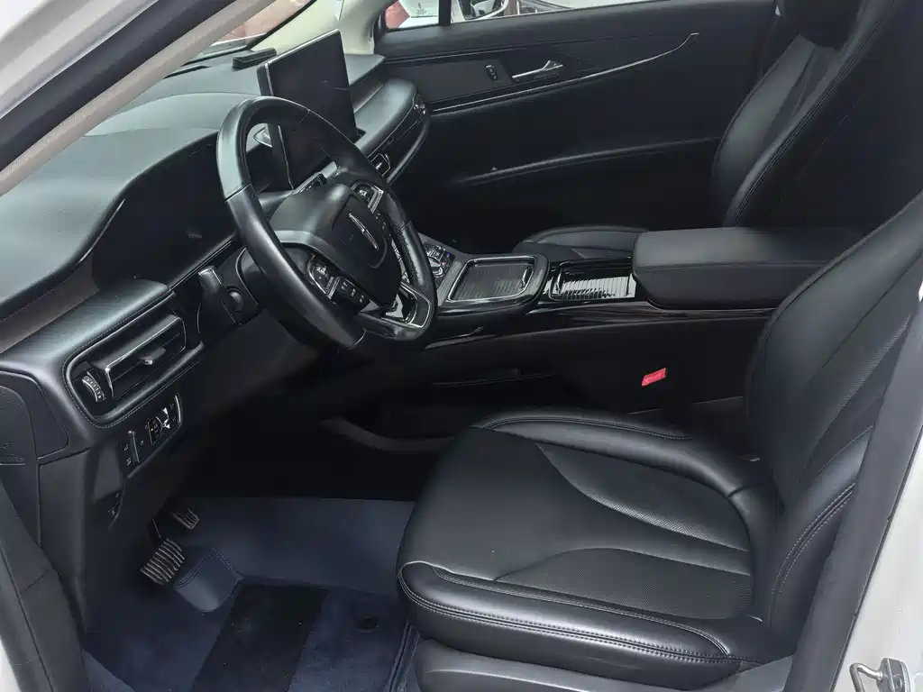 Nautilus 2.0 T 4 WD Premium