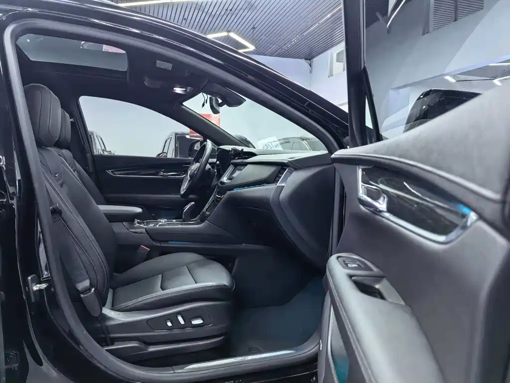 Cadillac XT5 Facelift 28 T Luxury