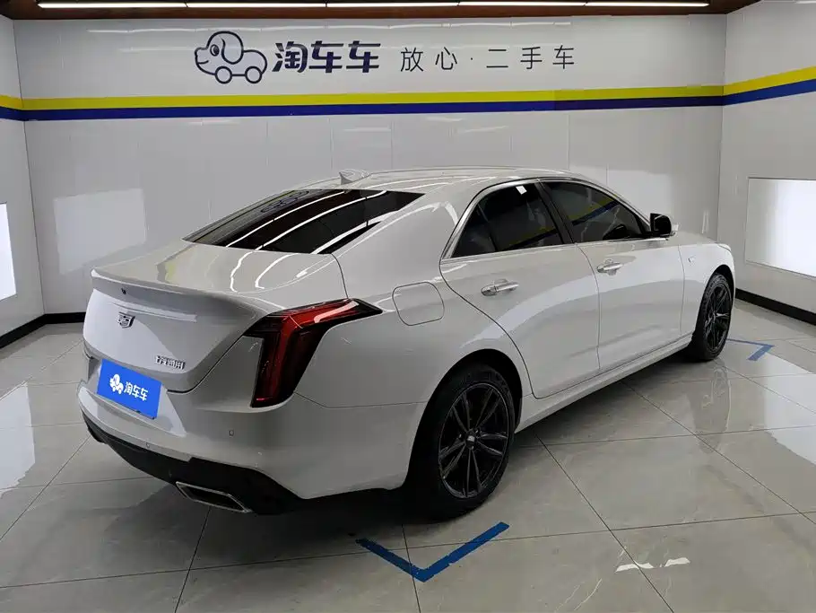 Cadillac CT4 25 T Luxury