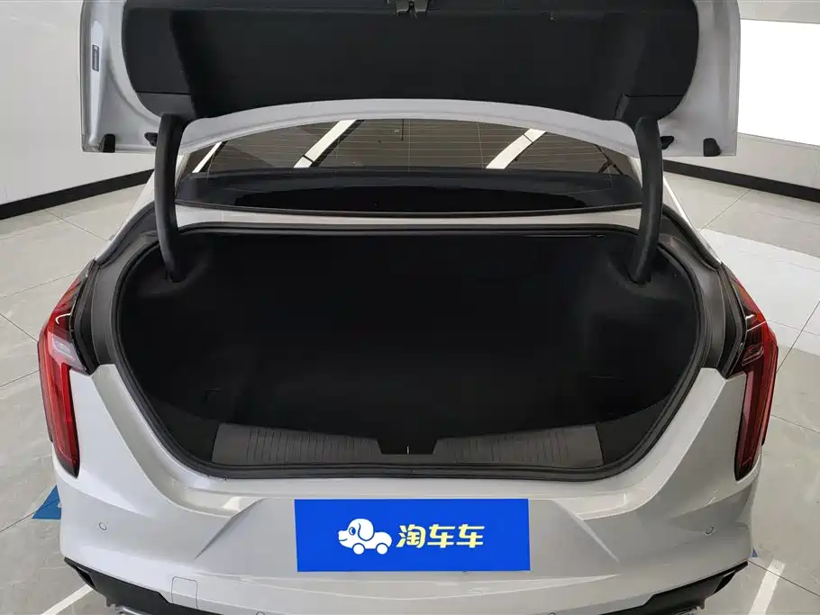Cadillac CT4 25 T Luxury
