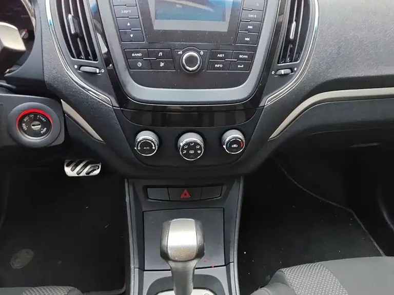 MG5 1.5 L Auto Luxury