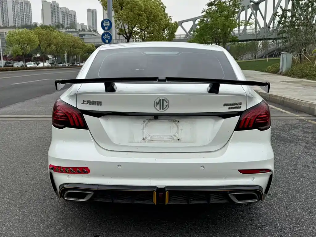 MG6 Pro 1.5 T Auto Leading Trend Luxury