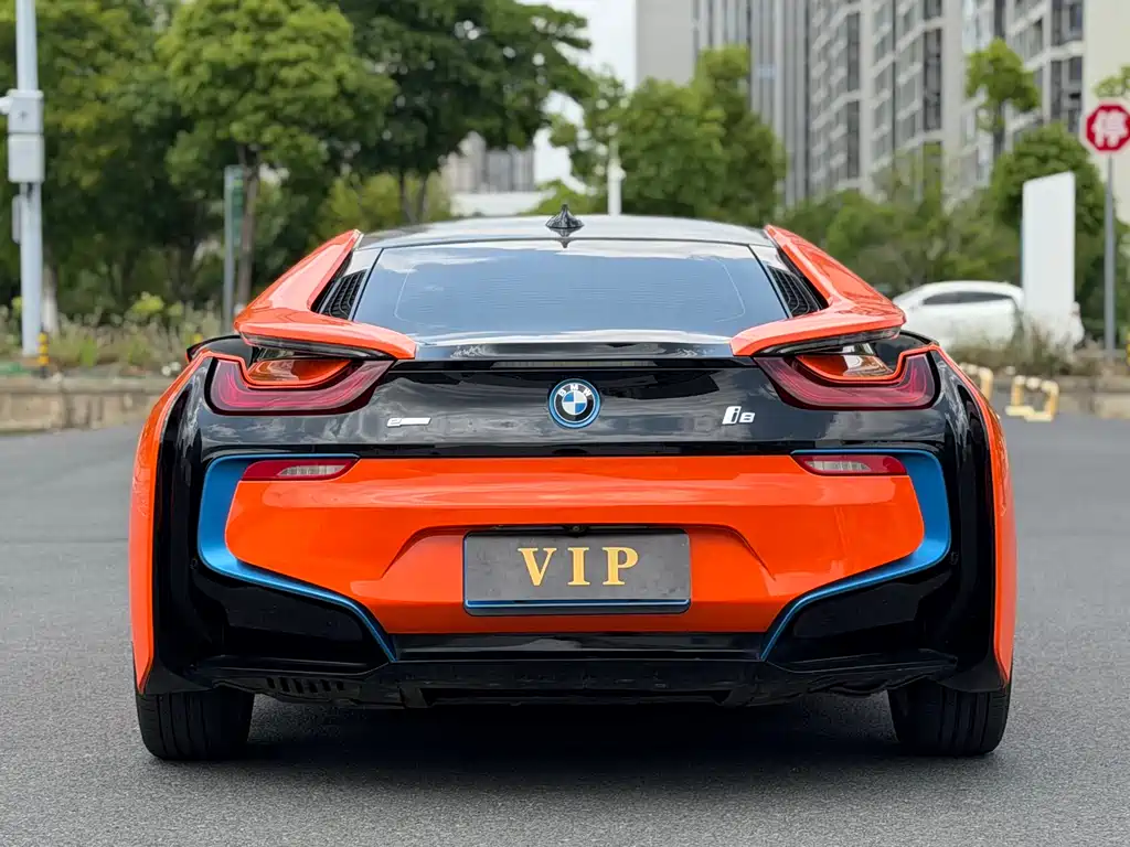 BMW i8 Standard