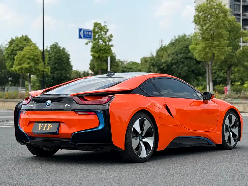 BMW i8 Standard