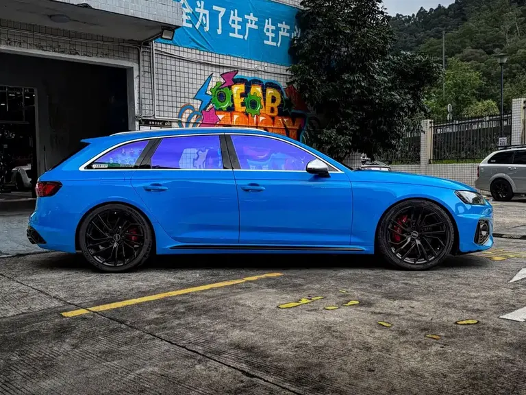 Audi RS 4 奥迪RS 4 2021款 RS4 Avant 黑曜版