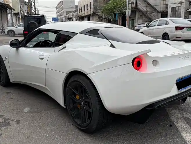 Evora 3.5 V6 IPS