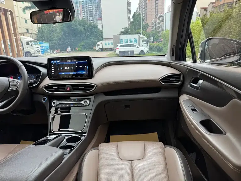 Hyundai Santa Fe 380 TGDi TOP Auto 4 WD Flagship (HTRAC) CN-V
