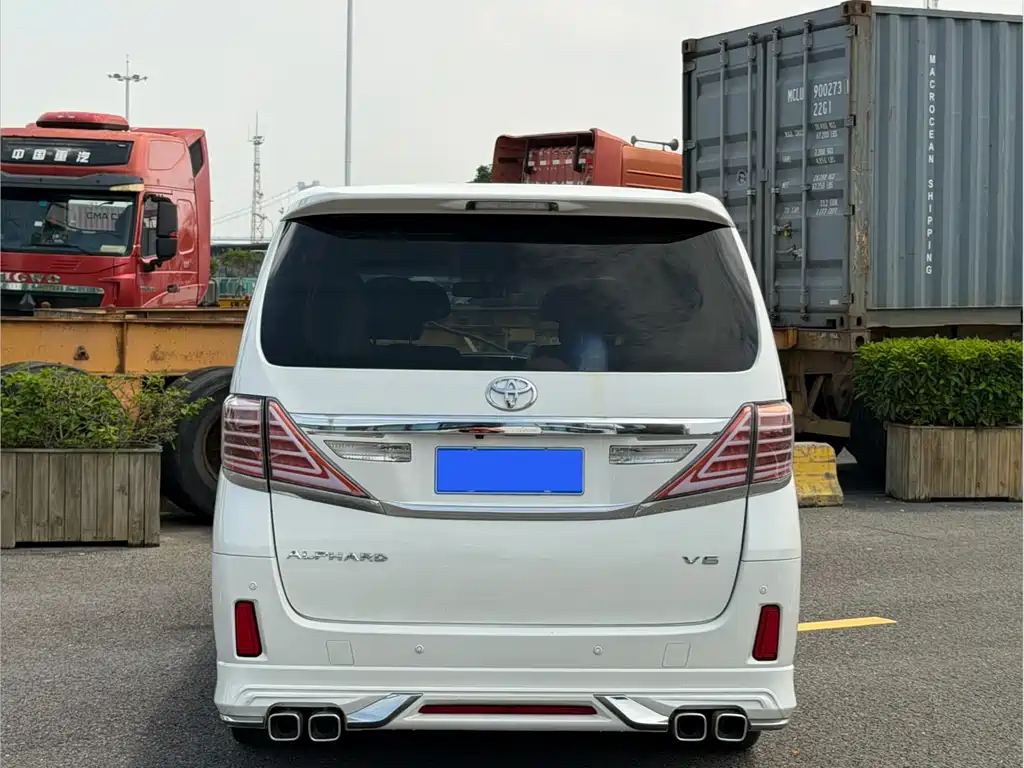 Alphard 3.5 L Luxury