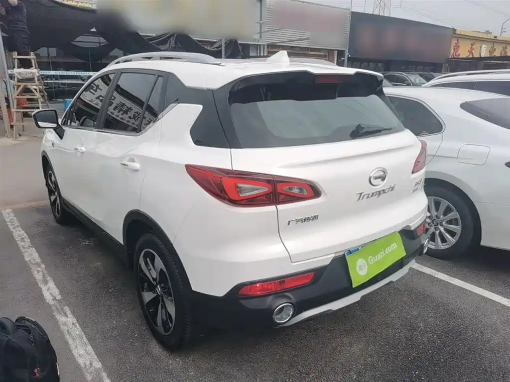 GAC Trumpchi GS3 传祺GS3 2019款 235 T 自动豪华版