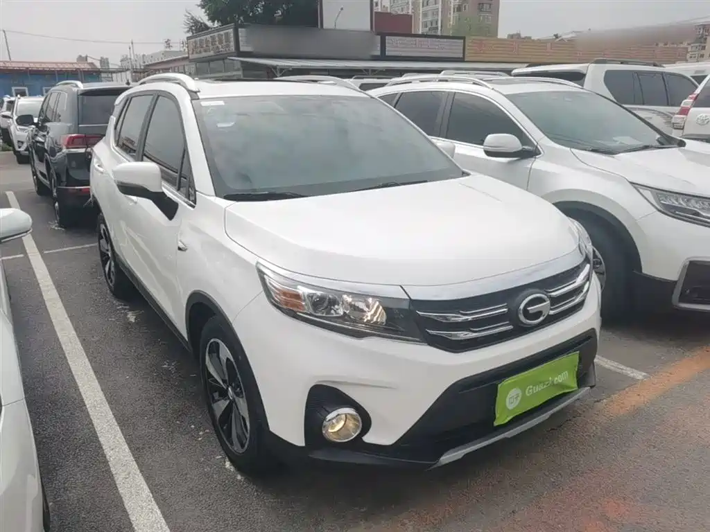 GAC Trumpchi GS3 传祺GS3 2019款 235 T 自动豪华版