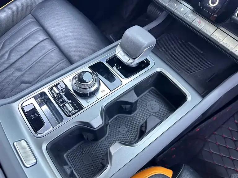 BAIC BJ40 2.0 T New City Hunter Swordsman