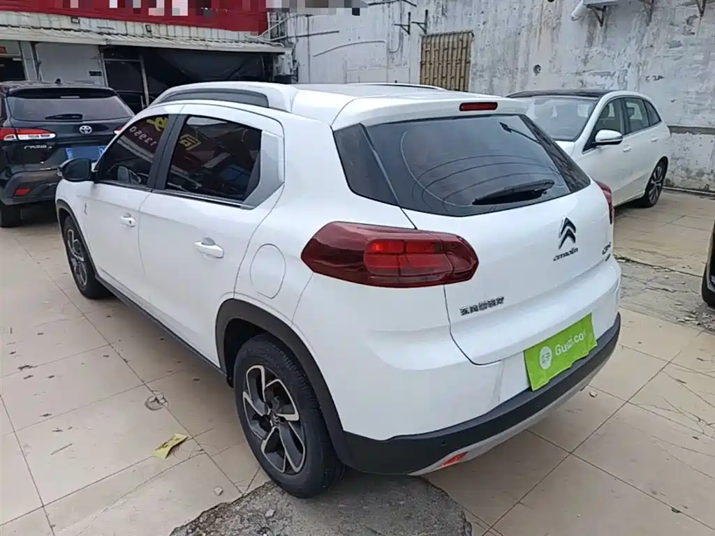 Citroën C3-XR 230 THP DCT Cross Leading