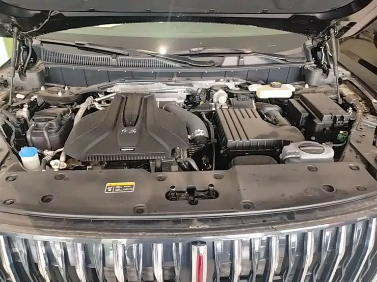 Hongqi HS7 PHEV 2.0 T PHEV 4 WD Flagship Smooth 6-seat