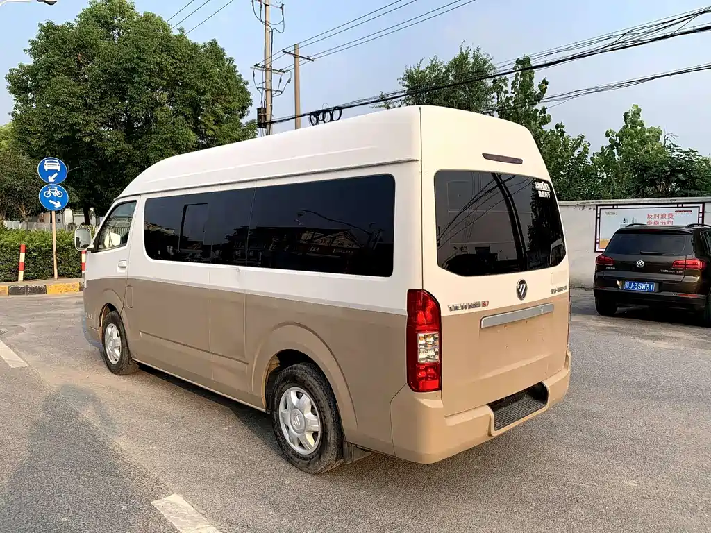 Fengjing G7 2.0 L Business Travel LWB High Roof 4 Q20 M