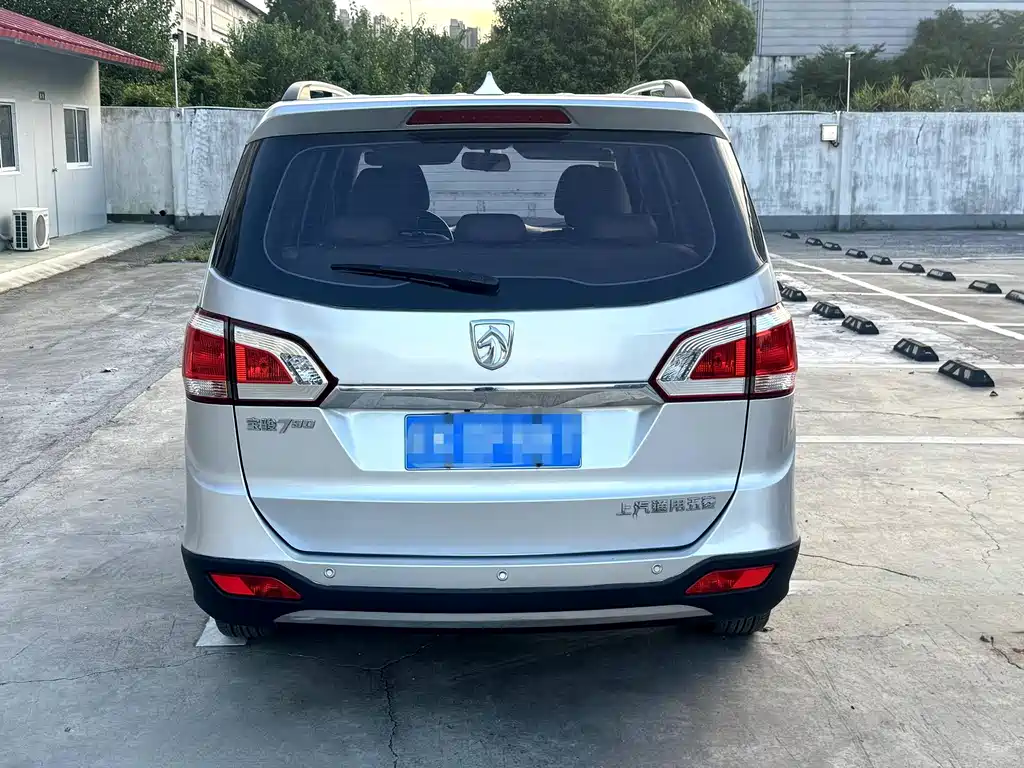 Baojun 730 1.5 L Manual Comfort 7-seat