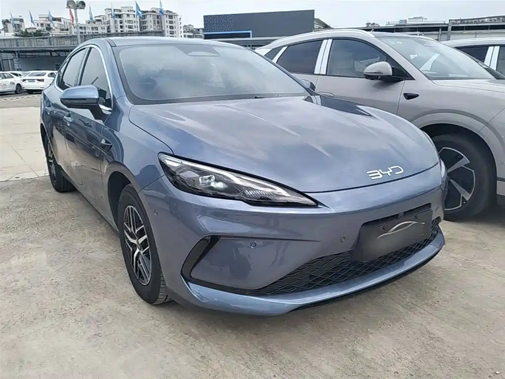 Seal 05 DM-i DM-i Smart Drive 120 KM Flagship