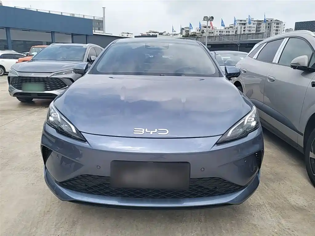 Seal 05 DM-i DM-i Smart Drive 120 KM Flagship