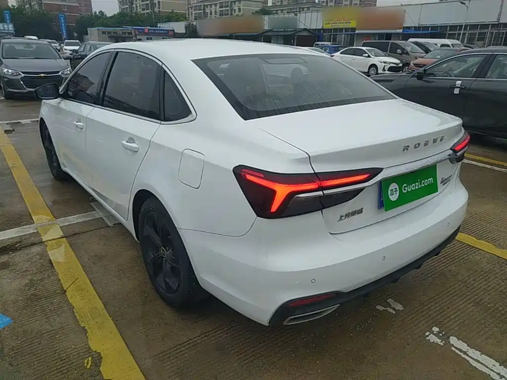 Roewe i6 MAX 荣威i6 MAX 2020款 300 TGI 自动爽酷智驾版