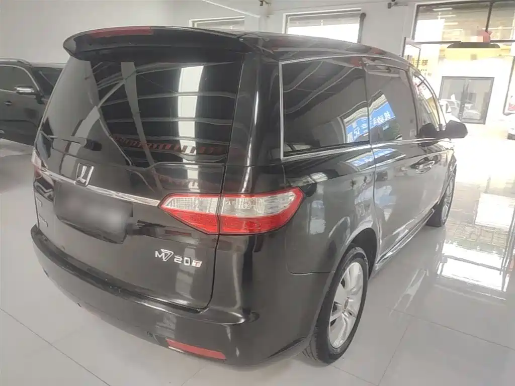 Luxgen 7 MPV 大7 MPV 2013款 2.0 T 豪华型