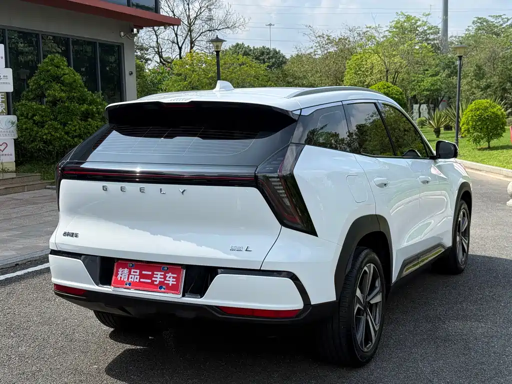 Boyue L 4 th Gen 1.5 TD DCT Mountains Rivers