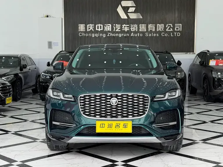 Jaguar F-PACE 250 PS