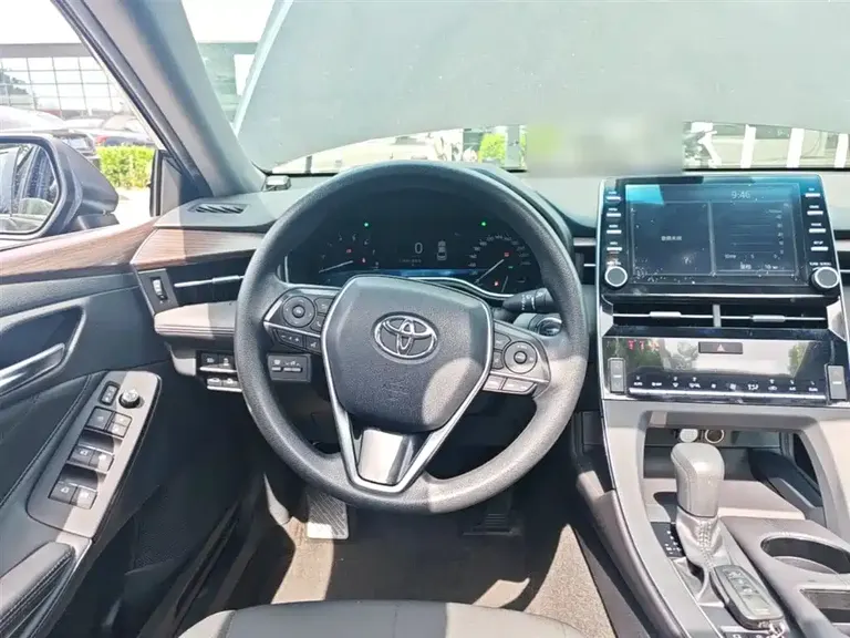 Toyota Avalon 2.0 L Progressive CN-VI