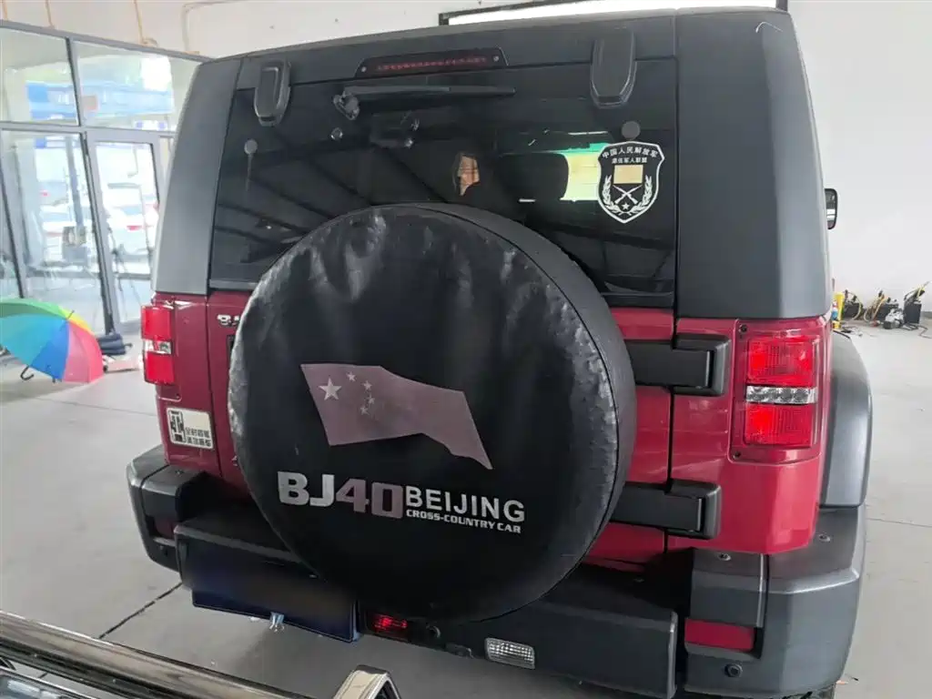 BAIC BJ40 40 L 2.0 T Manual 4 WD Distinguished