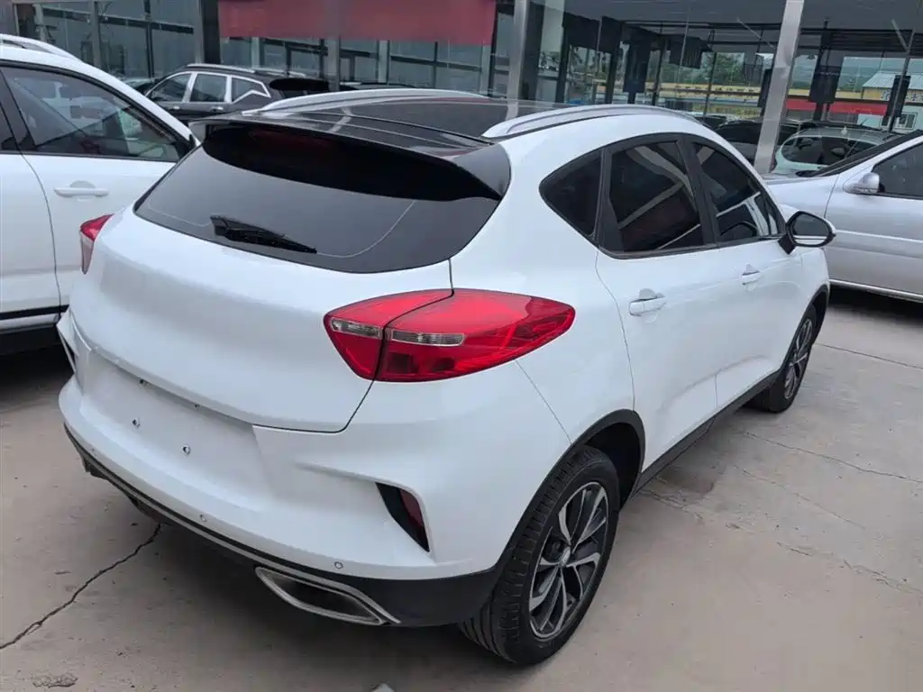 Emgrand GS 1.4 T CVT Elegant