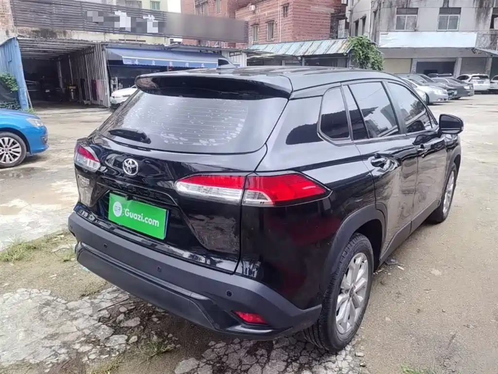 Frontlander 2.0 L CVT Leading