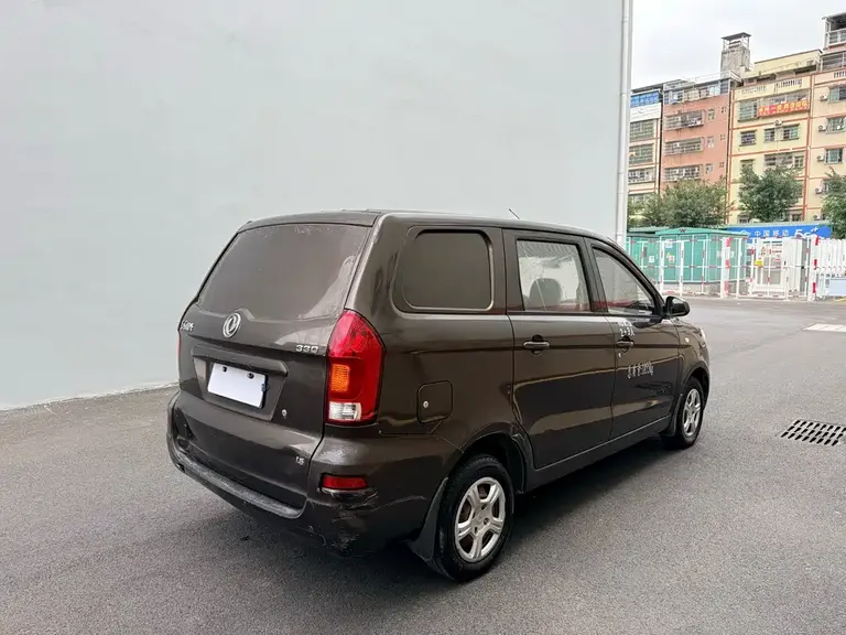Dongfeng Fengguang 330 1.5 L Manual Utility II DK15