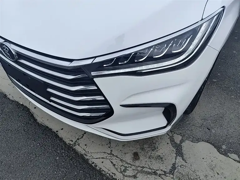 BYD Song MAX Upgraded 1.5 T Auto Distinguished 7-seat
