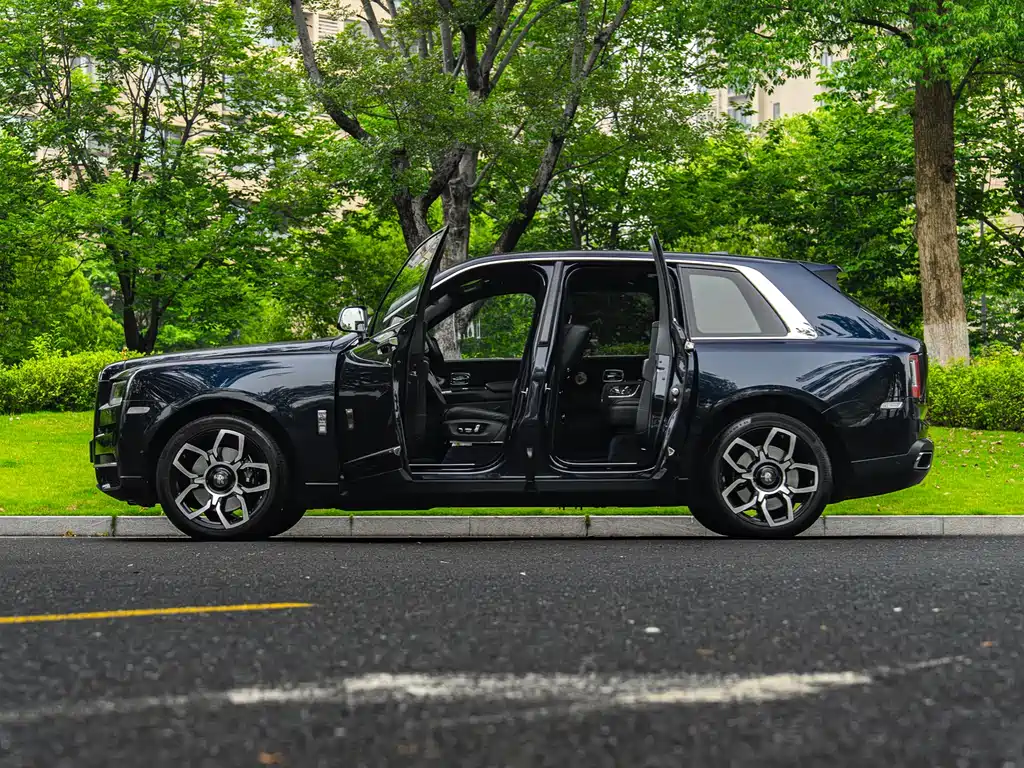 Cullinan 4-seat