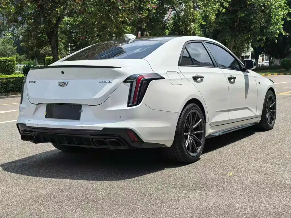 Cadillac CT4 28 T Elite