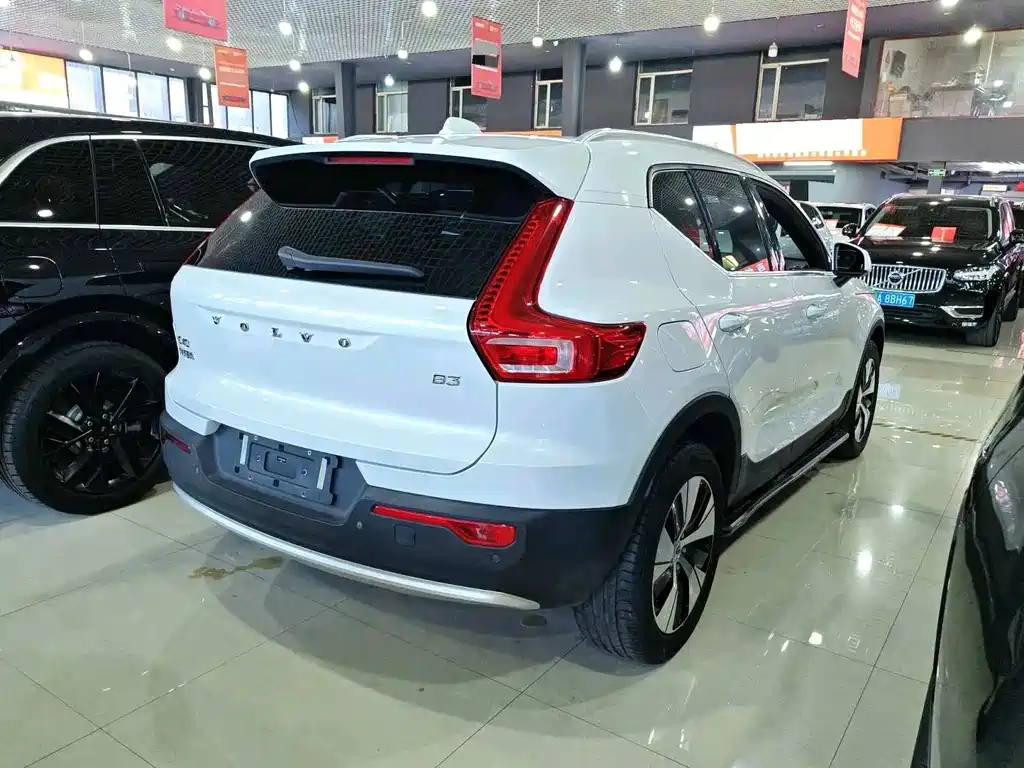 Volvo XC40 B3 Smart Vision Luxury