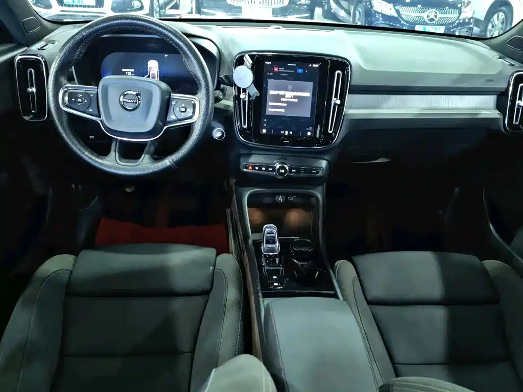Volvo XC40 B3 Smart Vision Luxury