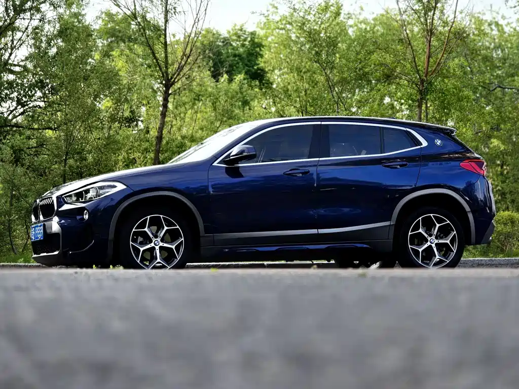 BMW X2 (Import) sDrive20 i M Offroad Package CN-VI