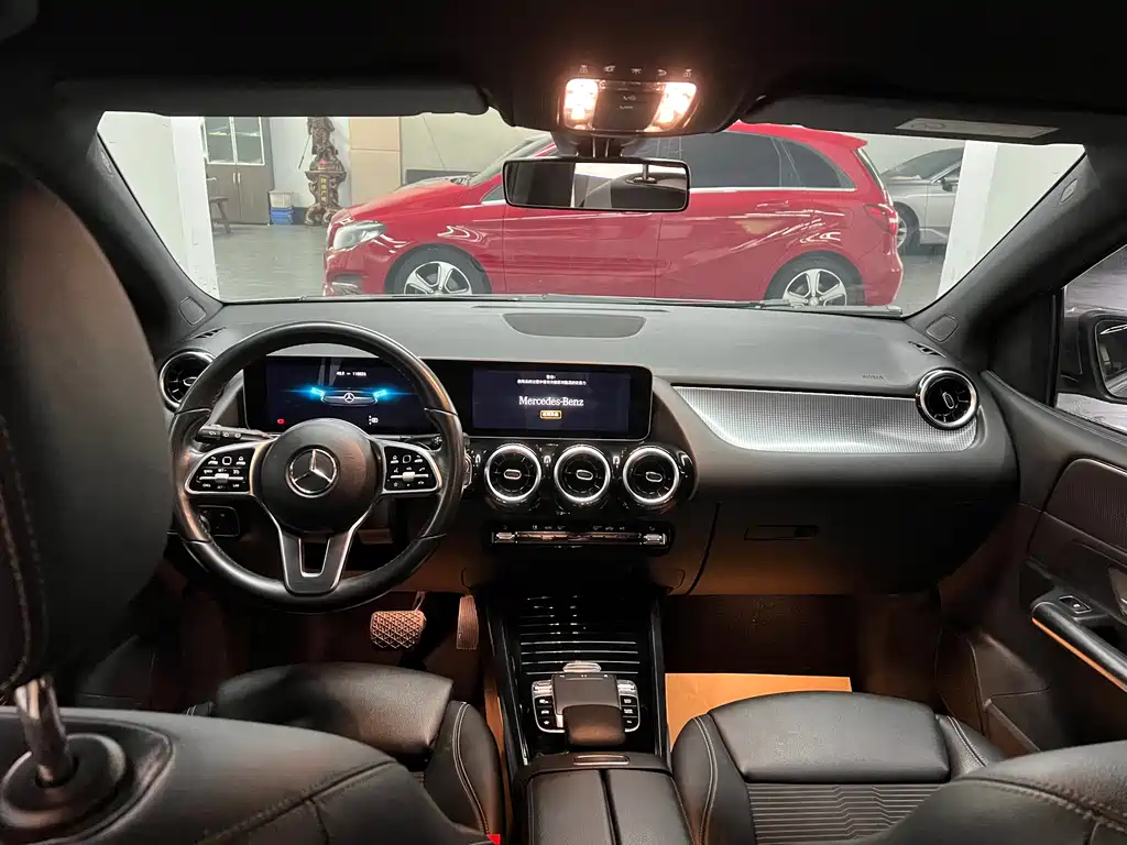 Mercedes-Benz B-Class B 180