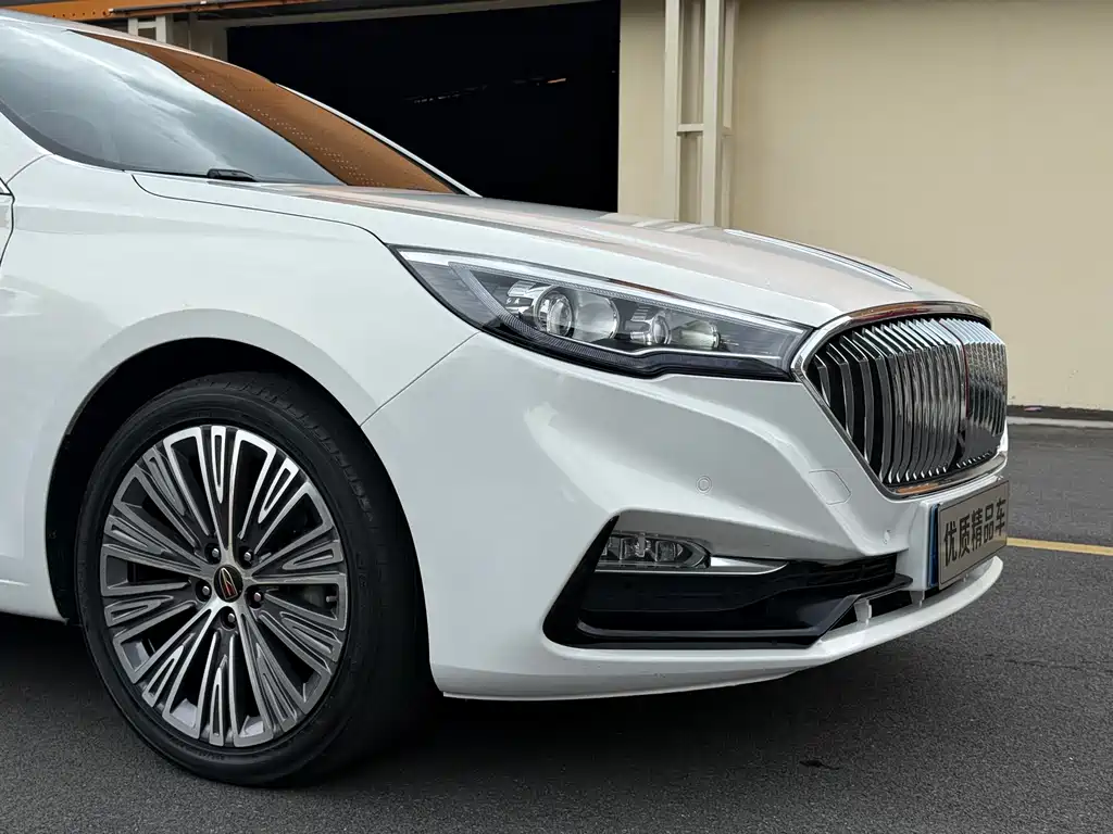 Hongqi H5 Classic 1.5 T DCT Flagship Charm