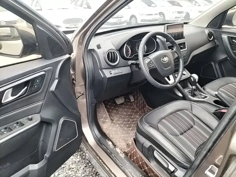 Besturn X40 1.6 L Auto Luxury