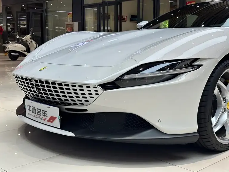 Ferrari Roma 3.9 T V8
