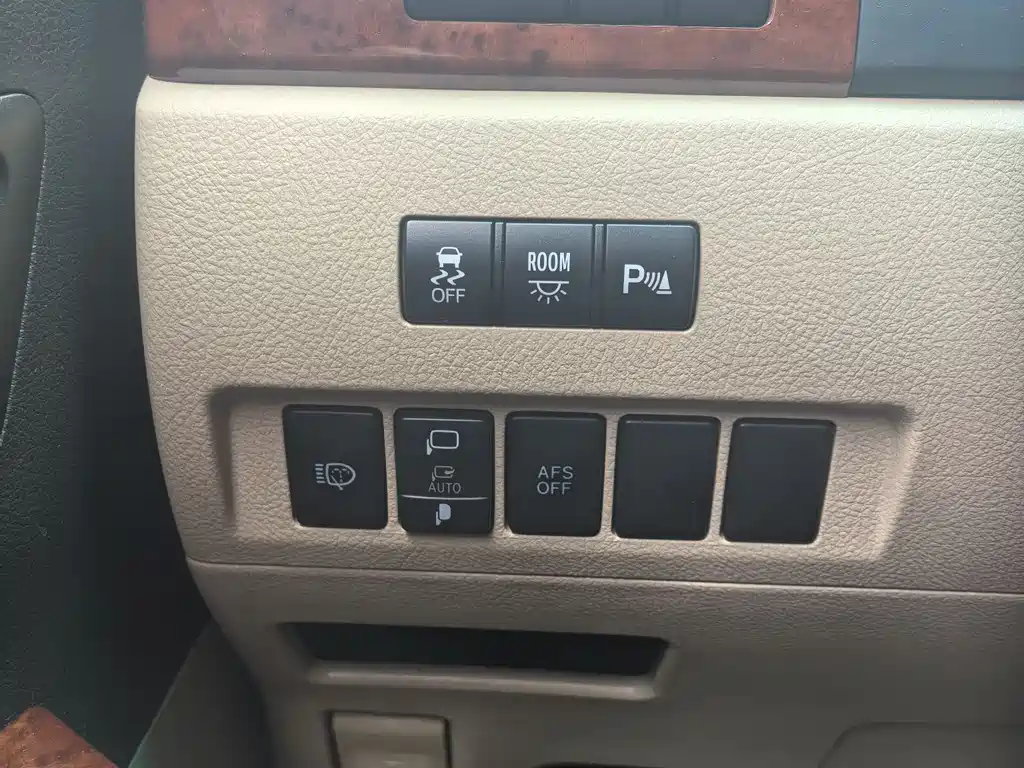 Alphard 3.5 L Luxury